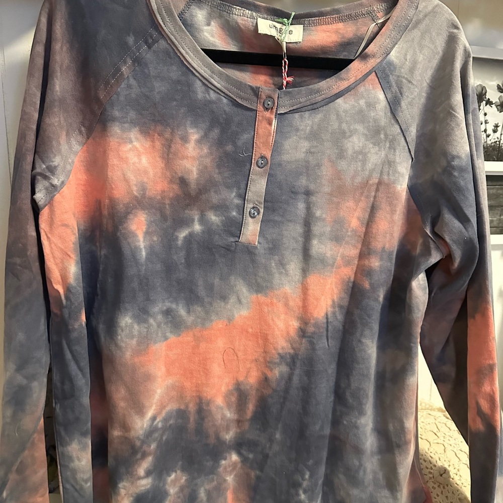 #161 Umgee Multicolor Tie-Dye Henley Top
